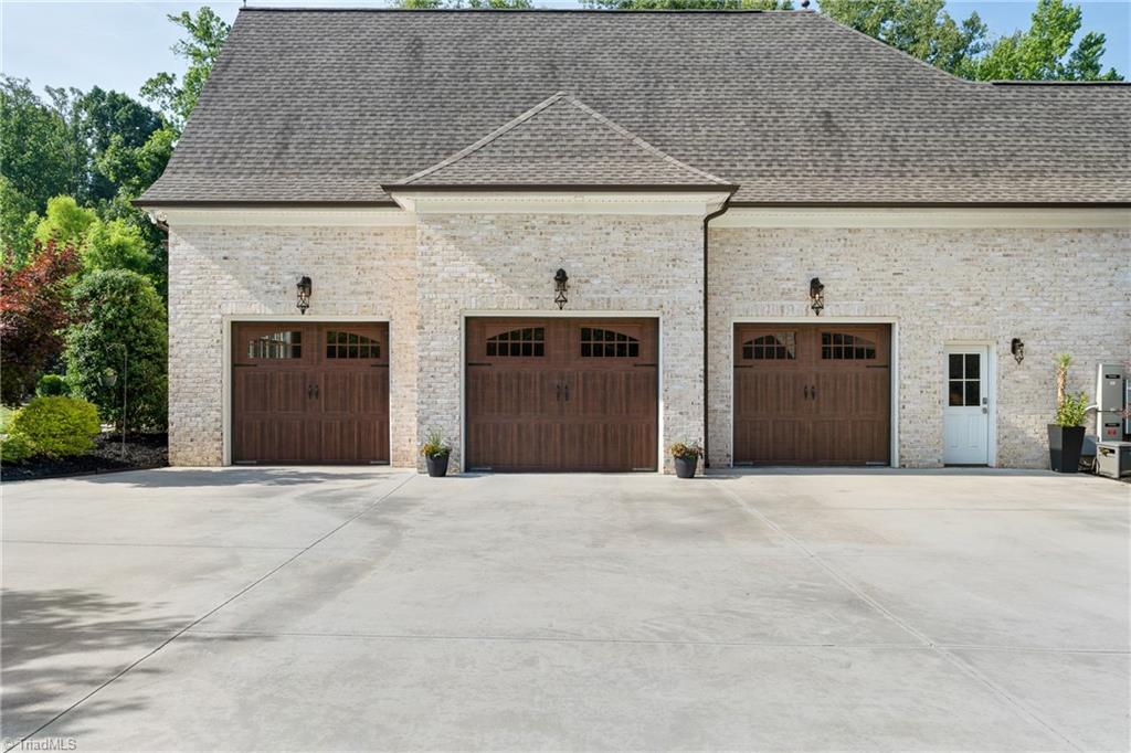 6323 Nesting Way Property Photo 6