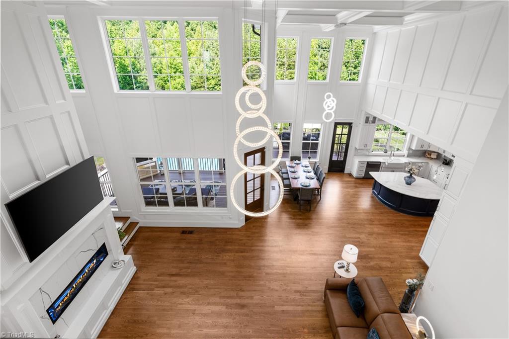 6323 Nesting Way Property Photo 11