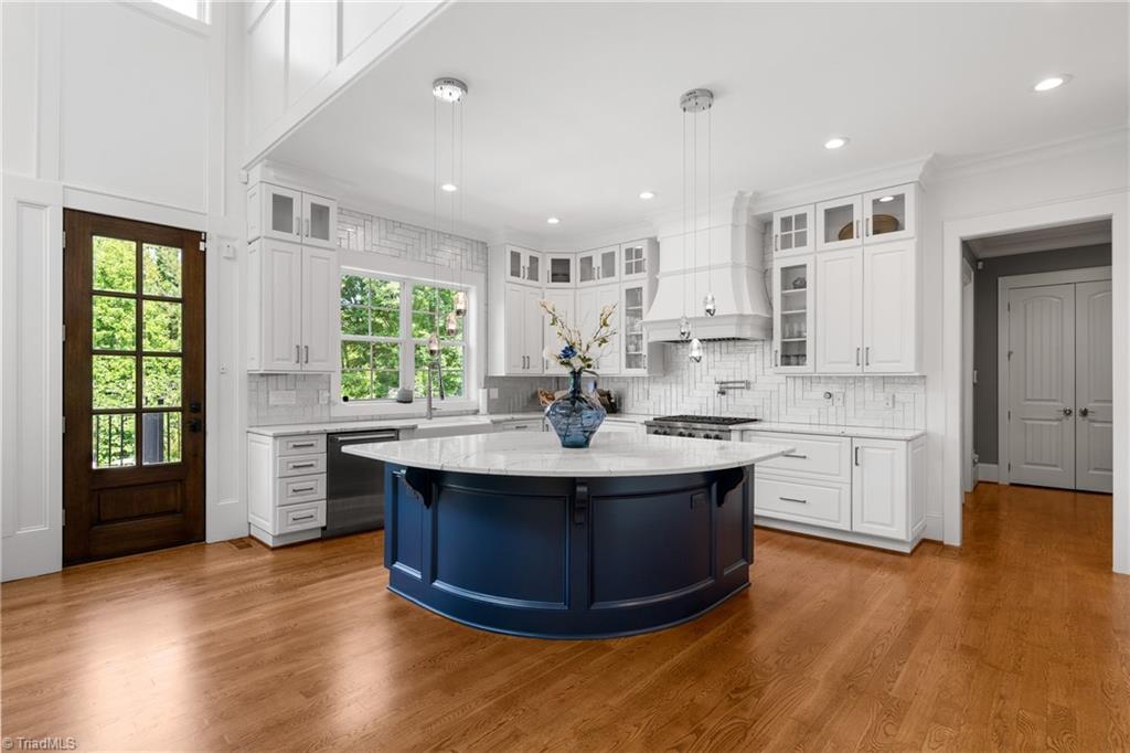 6323 Nesting Way Property Photo 16