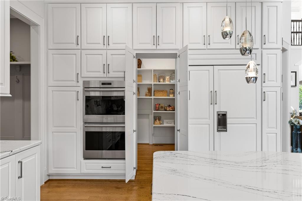 6323 Nesting Way Property Photo 18