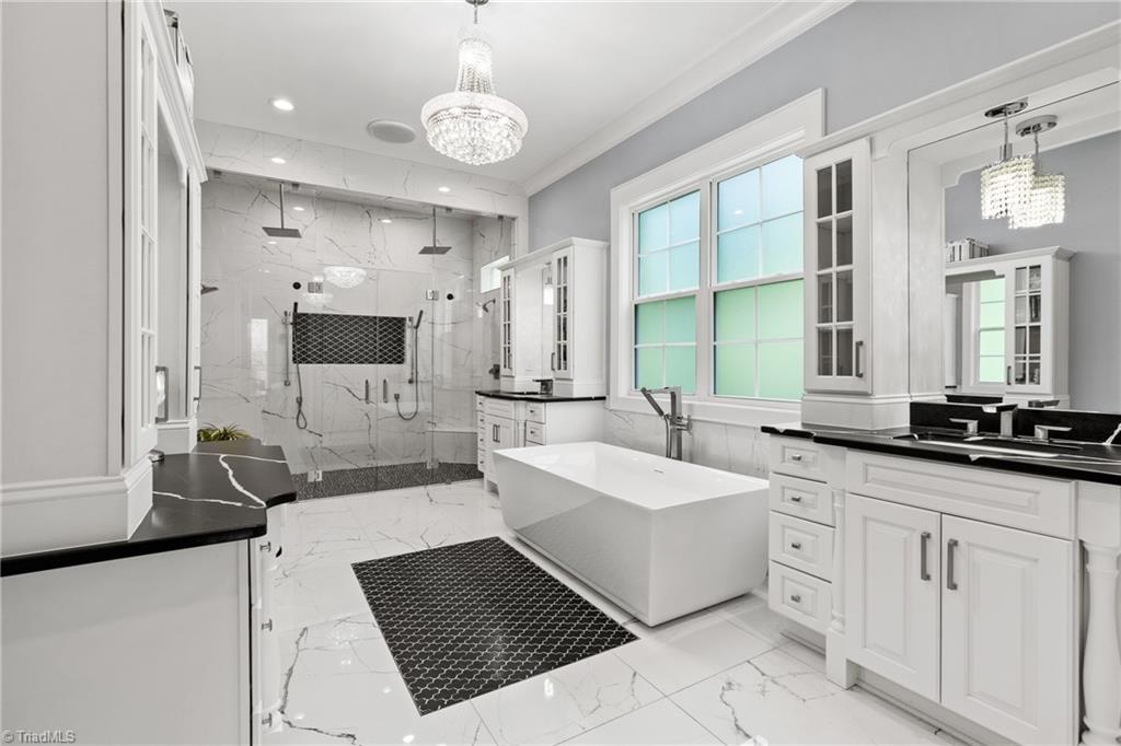 6323 Nesting Way Property Photo 25