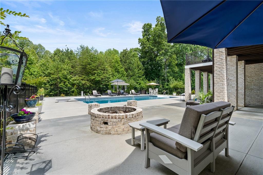6323 Nesting Way Property Photo 46