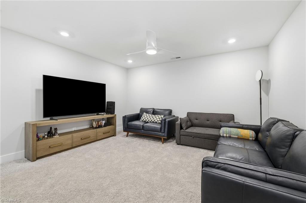 1204 Harbor Crossing Way Property Photo 23
