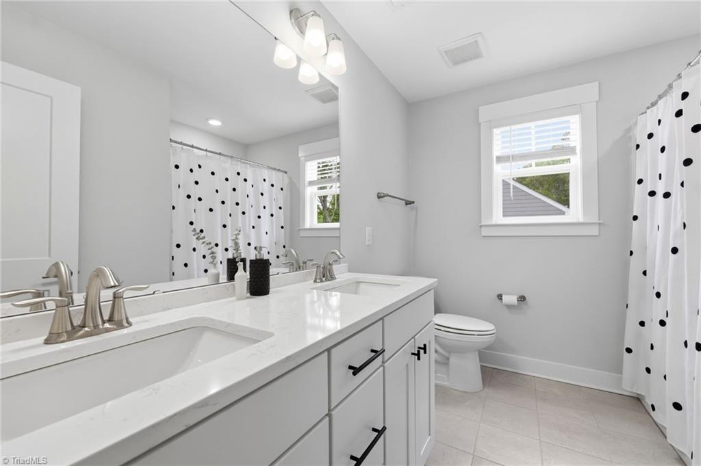 1204 Harbor Crossing Way Property Photo 26