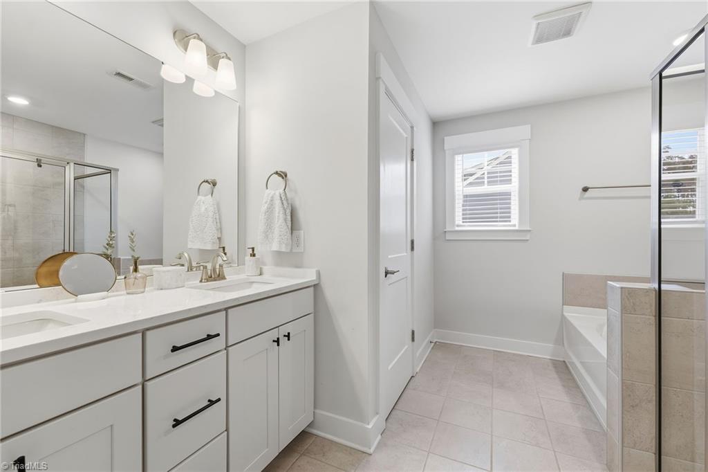 1204 Harbor Crossing Way Property Photo 31