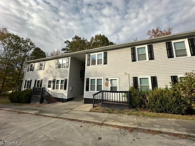 1613 Mcpherson Street # D Property Photo 1