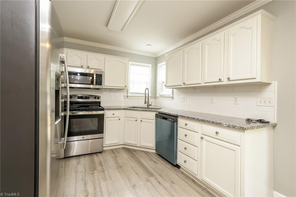 4734 Eagle Path Property Photo 8