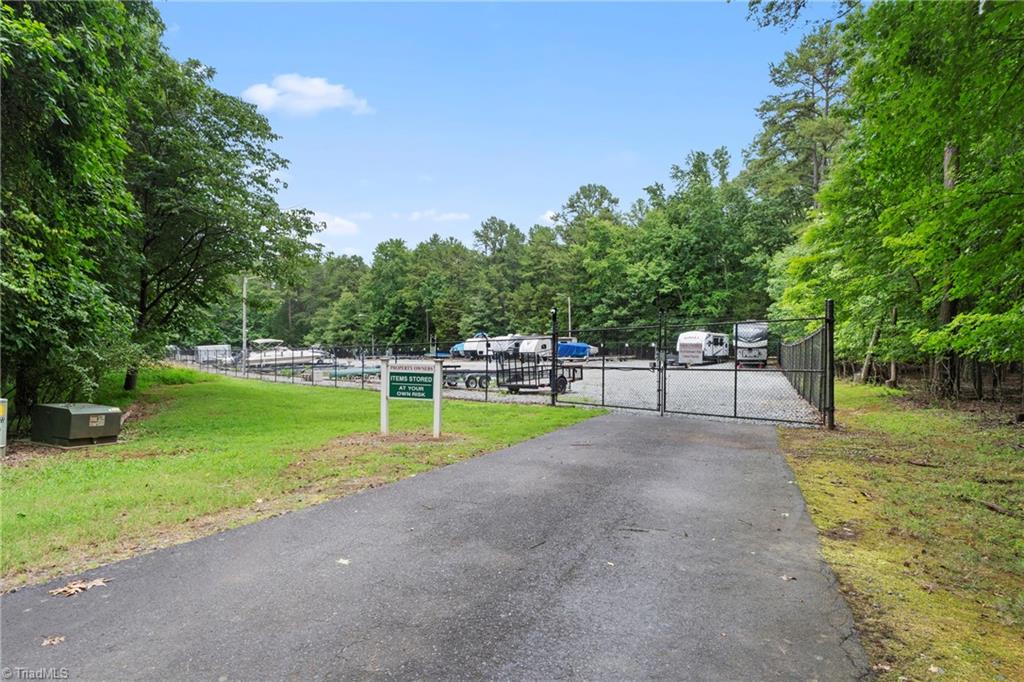 268 Kendricks Cove Property Photo 13