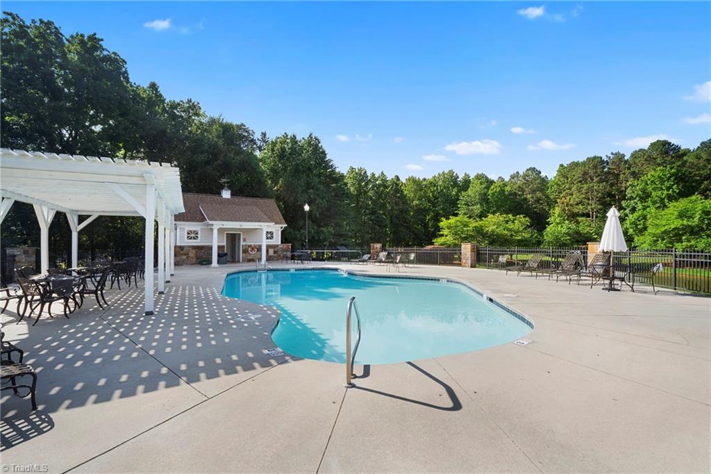268 Kendricks Cove Property Photo 14