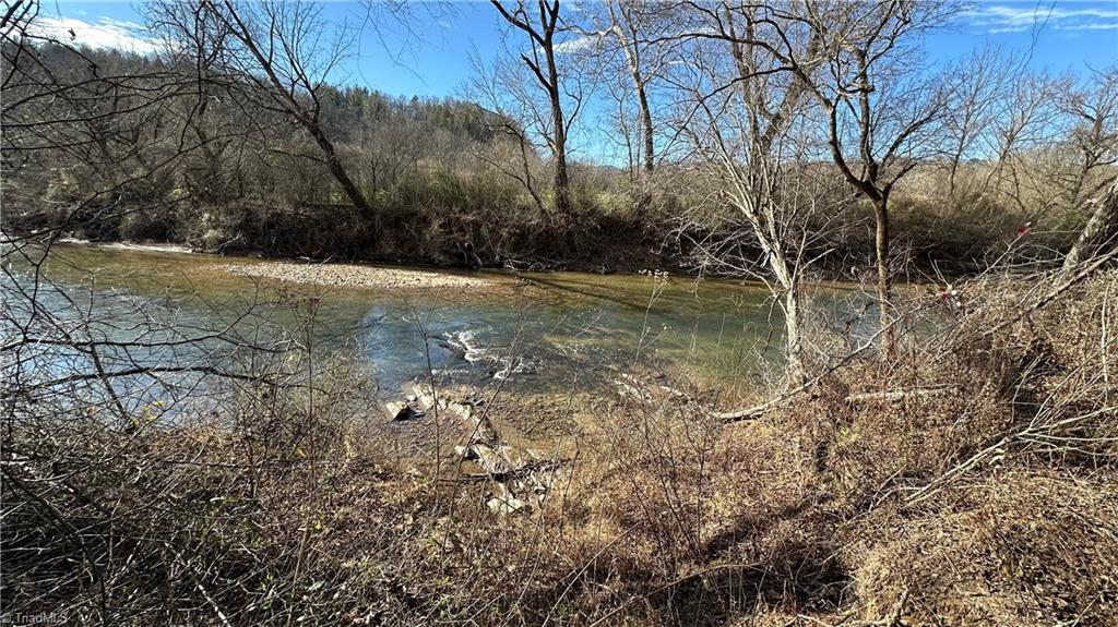 2001 Tom Dula Road Property Photo 4