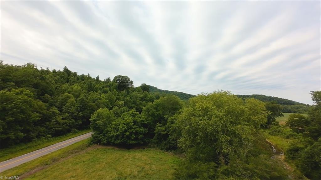 2001 Tom Dula Road Property Photo 10