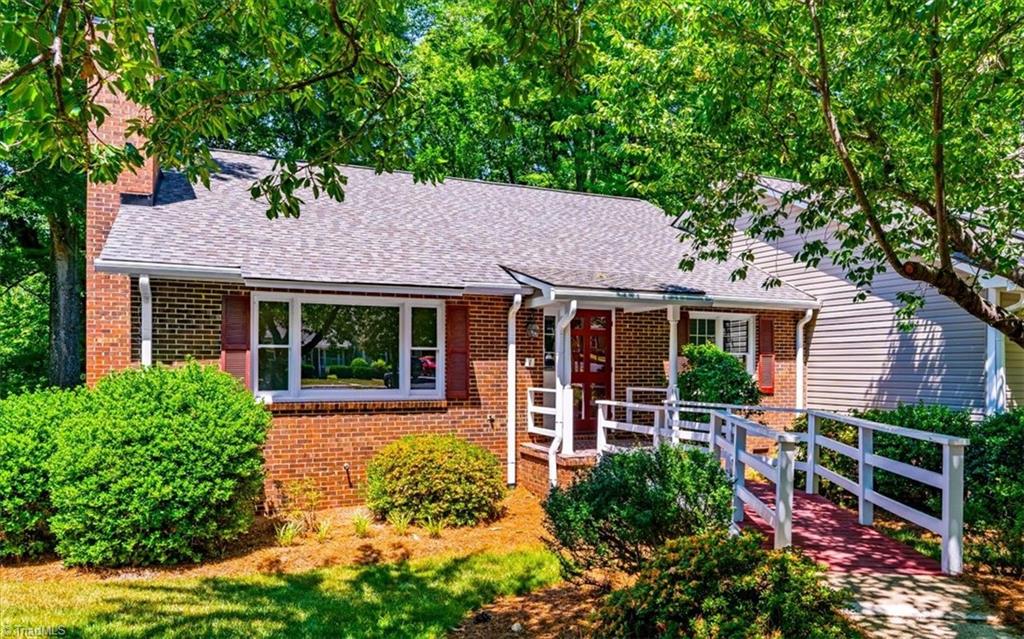 1 Brownstone Lane