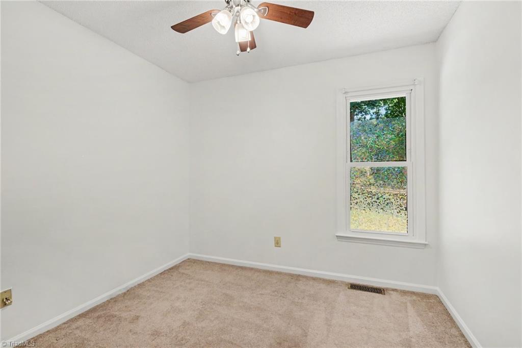 5404 John Washington Road Property Photo 11