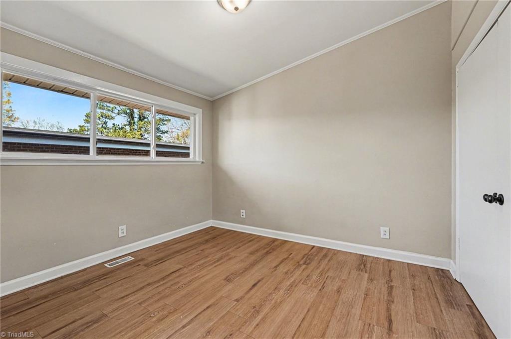 511 Saunders Place # A Property Photo 7