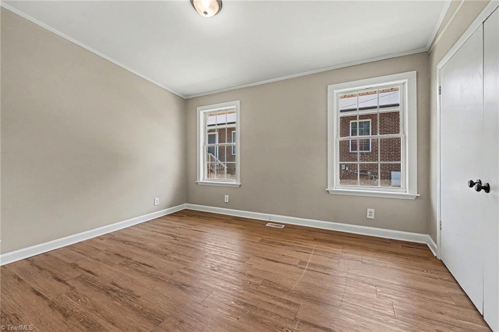 511 Saunders Place # A Property Photo 10
