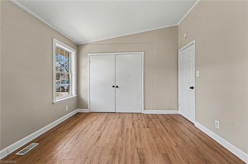 511 Saunders Place # A Property Photo 11