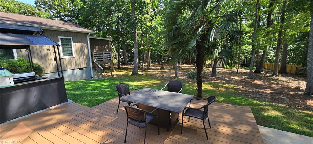 5409 Dobson Road Property Photo 4