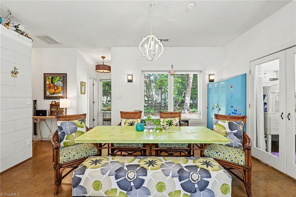 5409 Dobson Road Property Photo 15