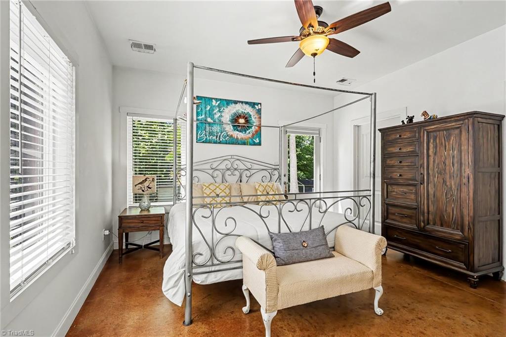 5409 Dobson Road Property Photo 19
