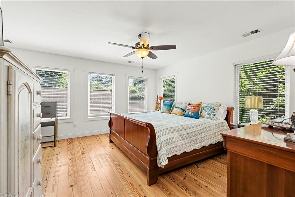 5409 Dobson Road Property Photo 24