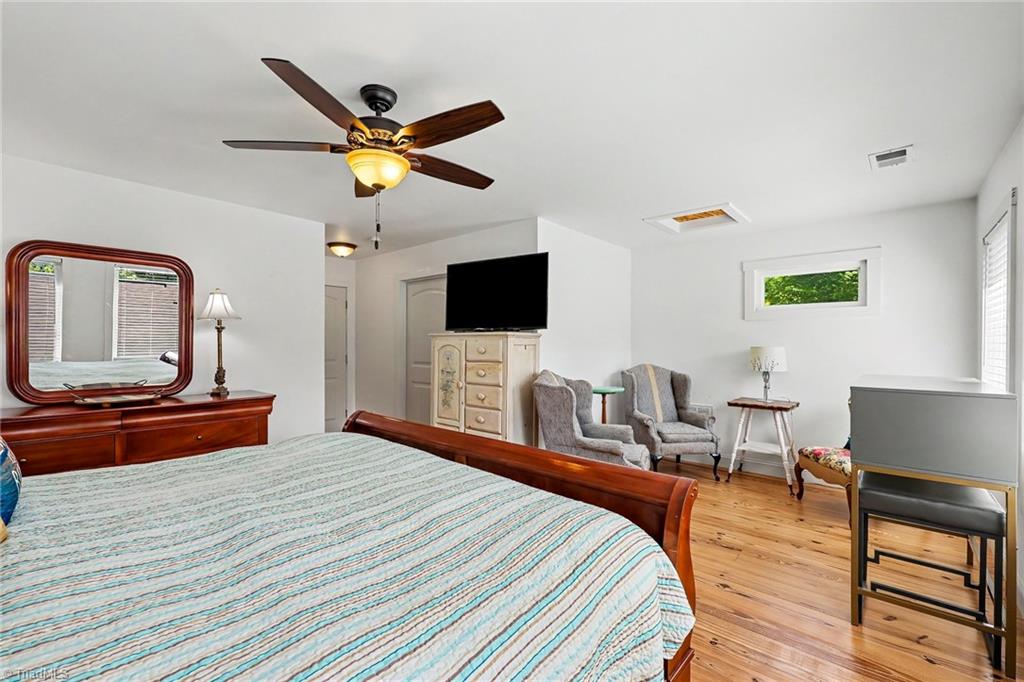 5409 Dobson Road Property Photo 26