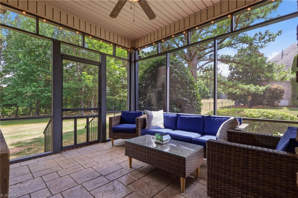 8125 Riesling Drive Property Photo 34