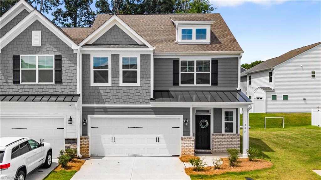 1206 Harbor Crossing Way Property Photo 1