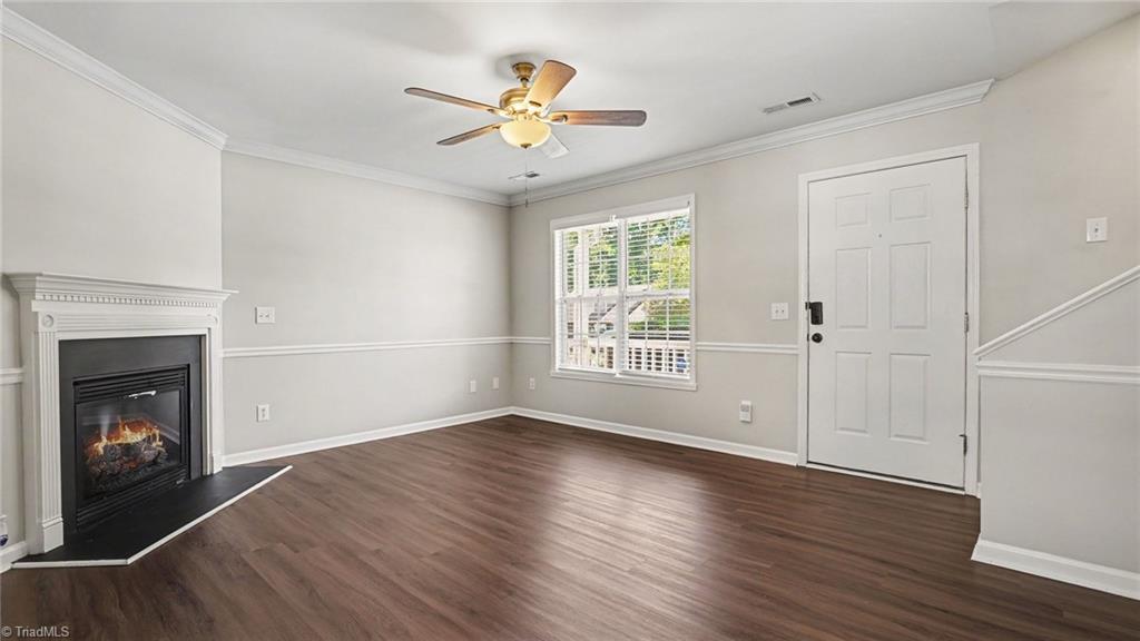 4055 Creekside Court Property Photo 3