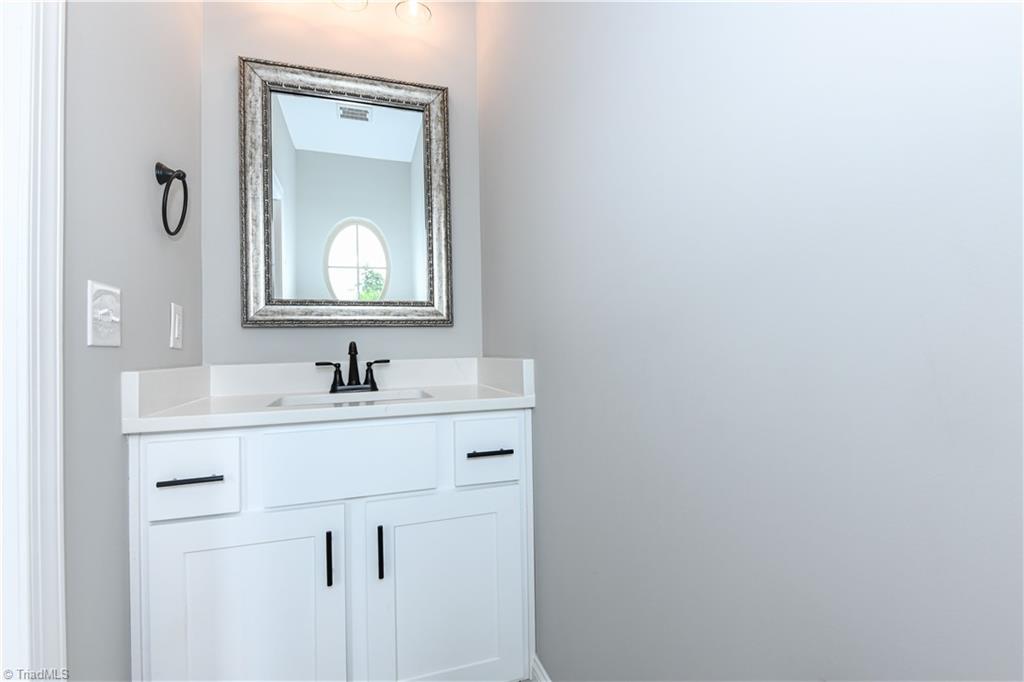 5483 Meadowlark Court Property Photo 18