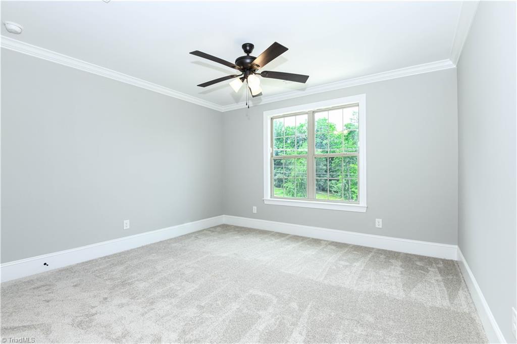 5483 Meadowlark Court Property Photo 32