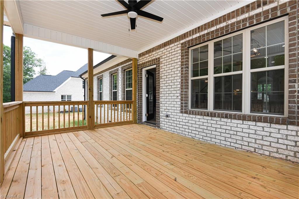 5483 Meadowlark Court Property Photo 38