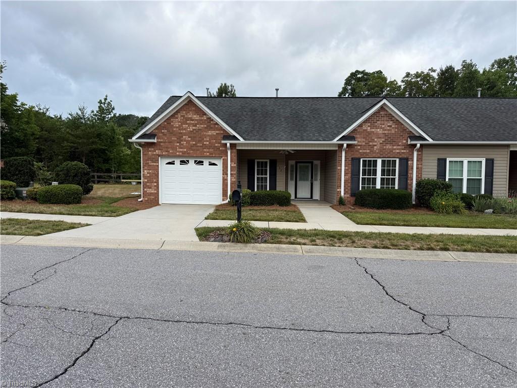 137 Sterling Drive Property Photo 1