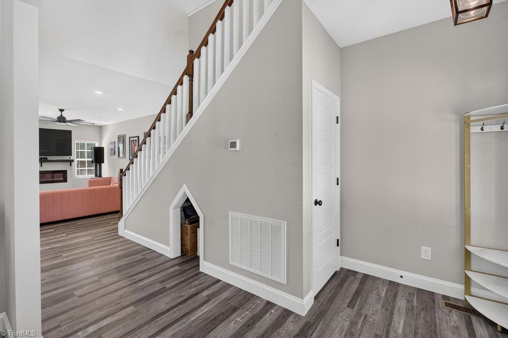 1097 Dodson Mill Road Property Photo 3