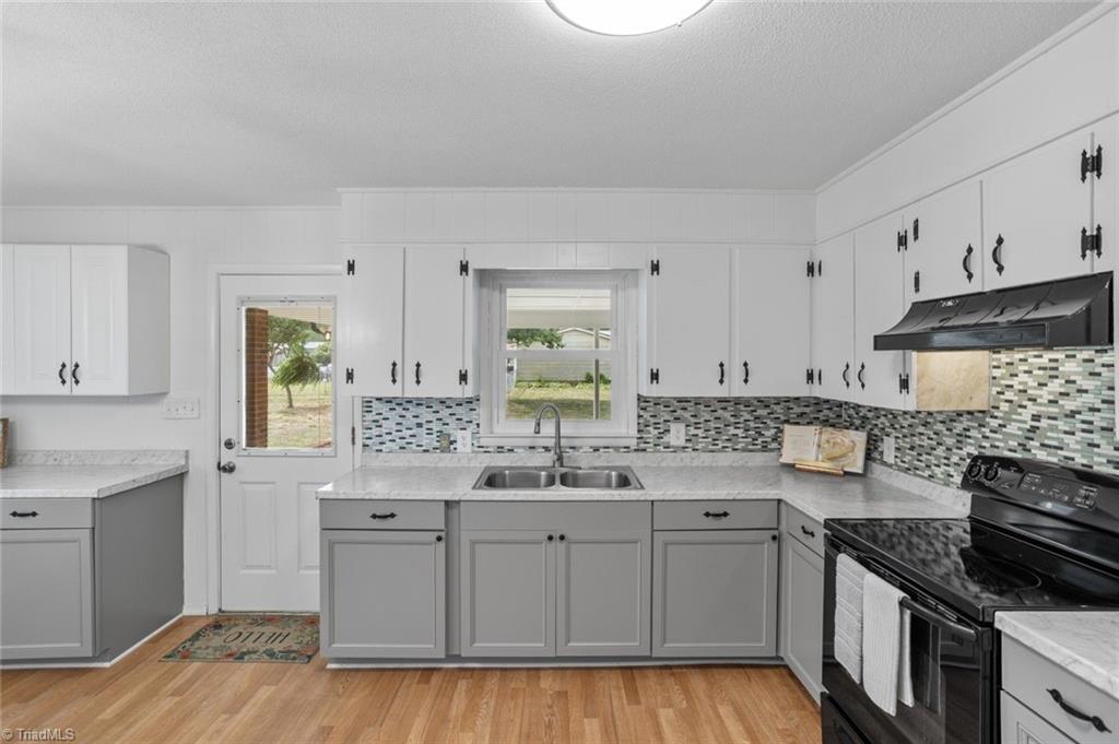 9771 Woodruff Road Property Photo 12