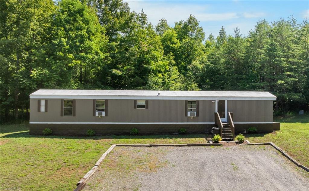 114 Echo Hollar Road Property Photo 1