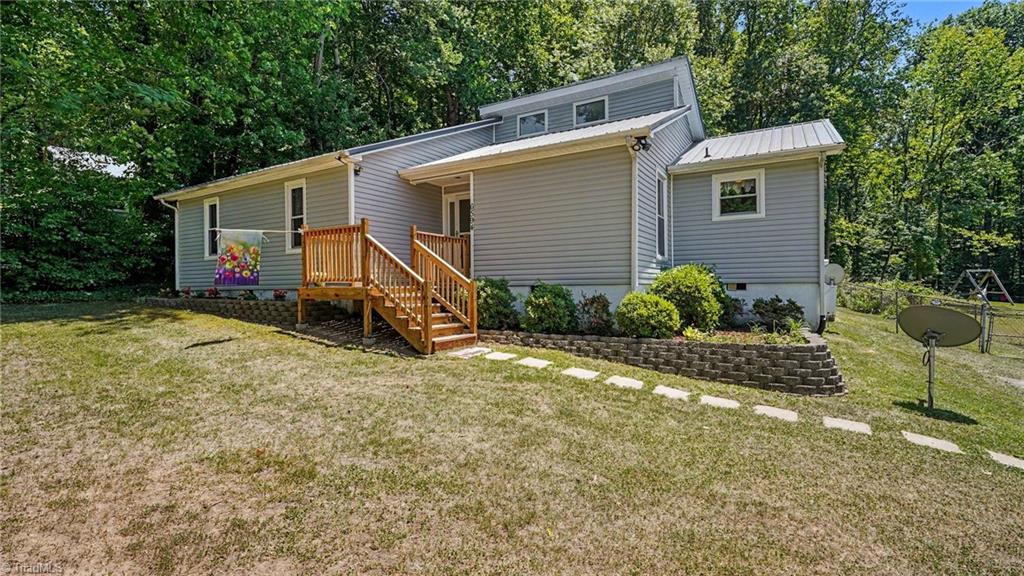6594 Riverwood Road Property Photo 1