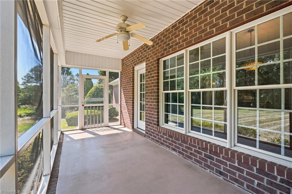 619 Laurel Valley Way Property Photo 37