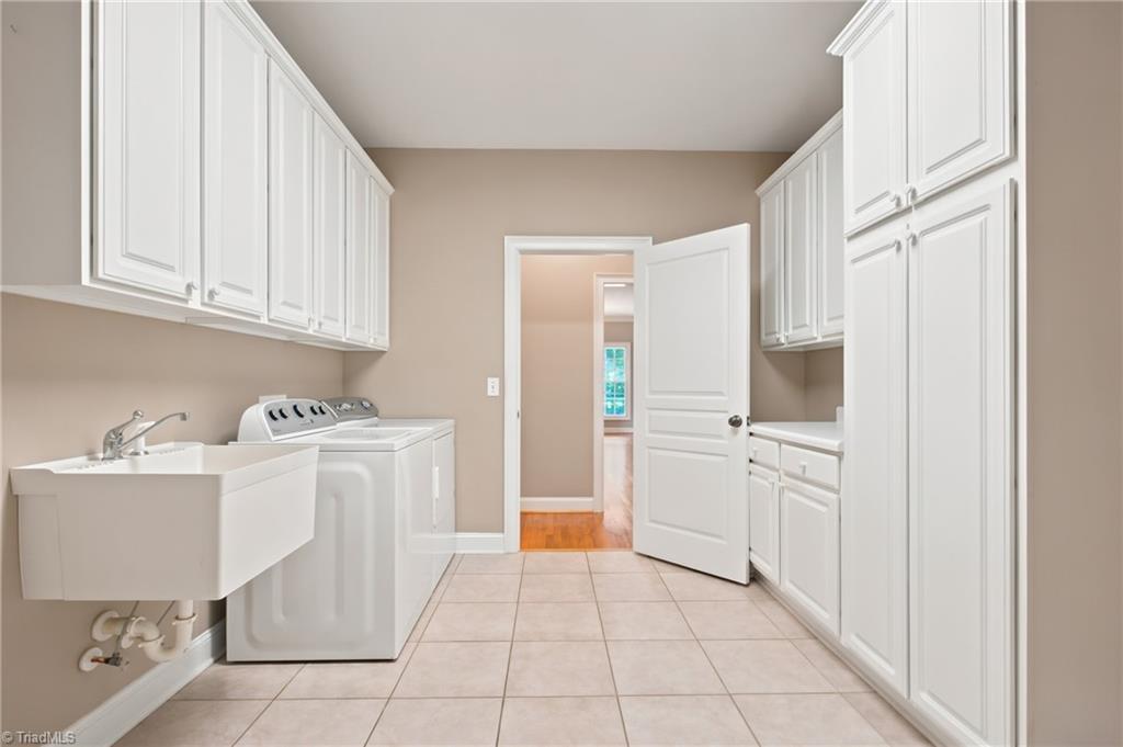 619 Laurel Valley Way Property Photo 39