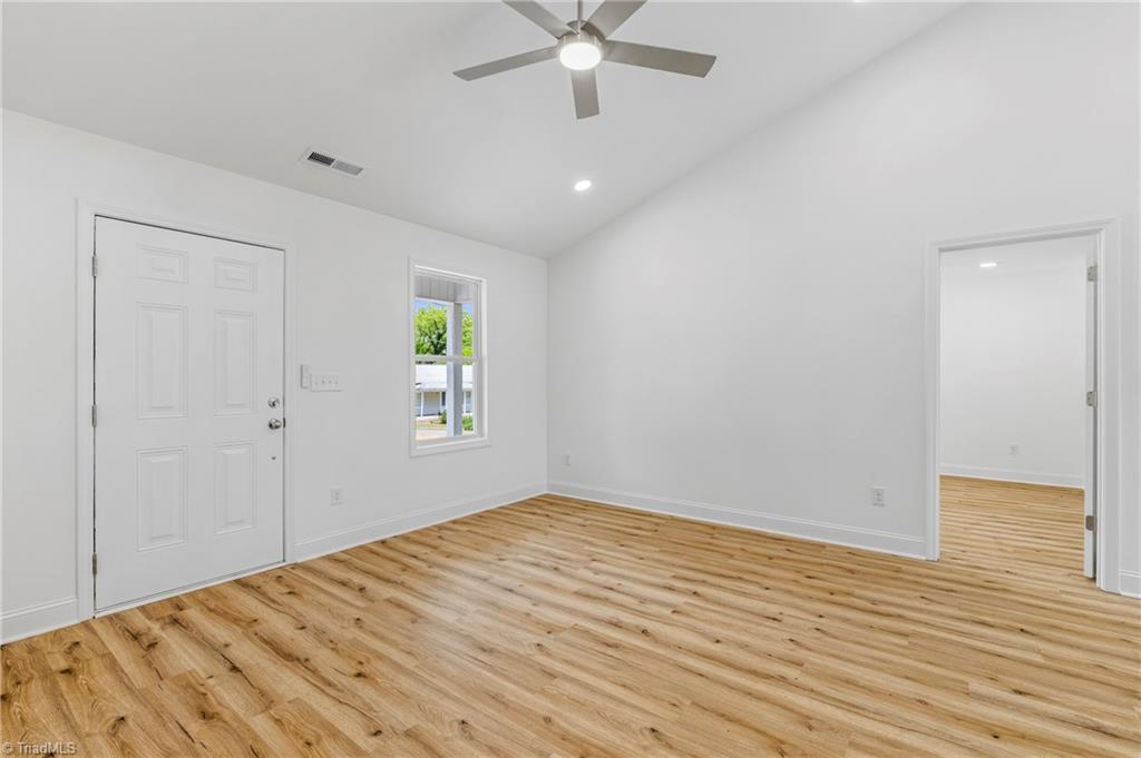 1318 Delaware Avenue Property Photo 3