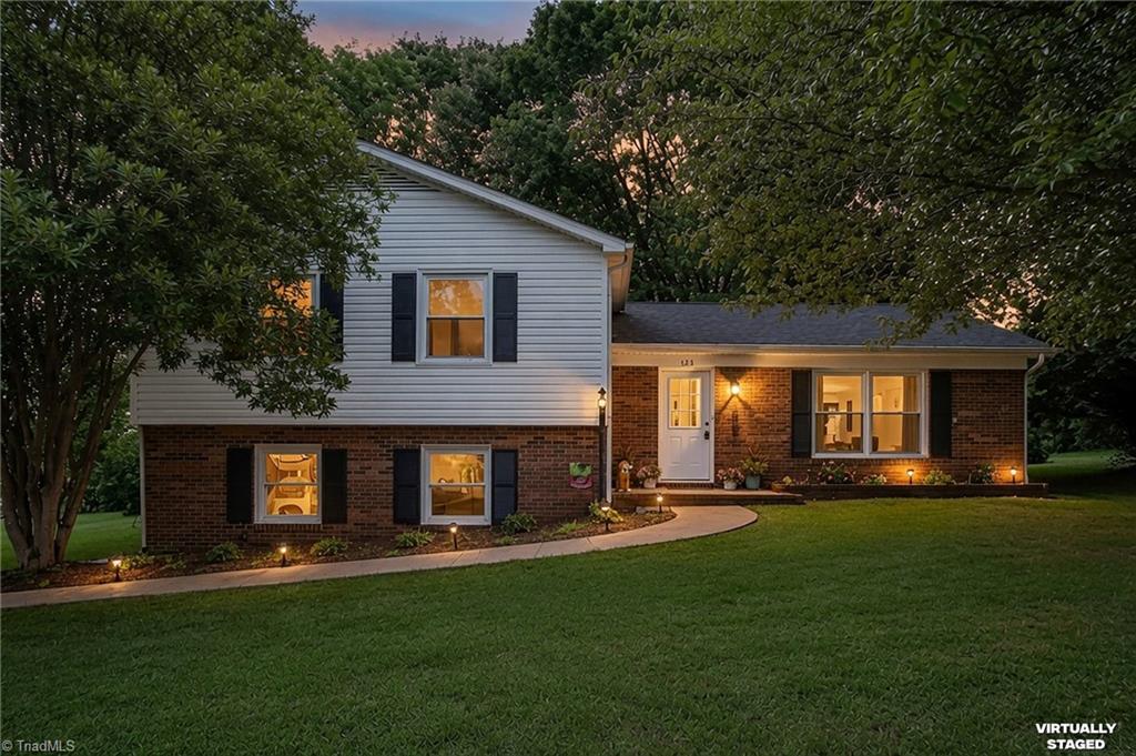 123 Regal Circle Property Photo 1