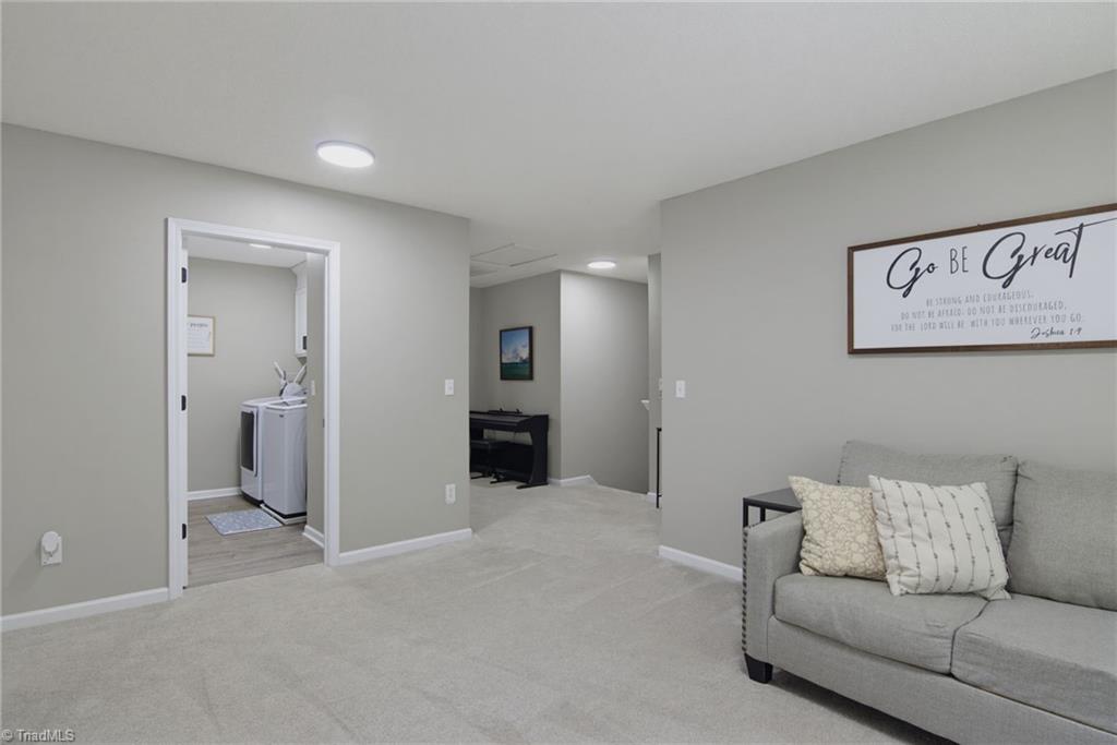 913 Topsail Drive Property Photo 23