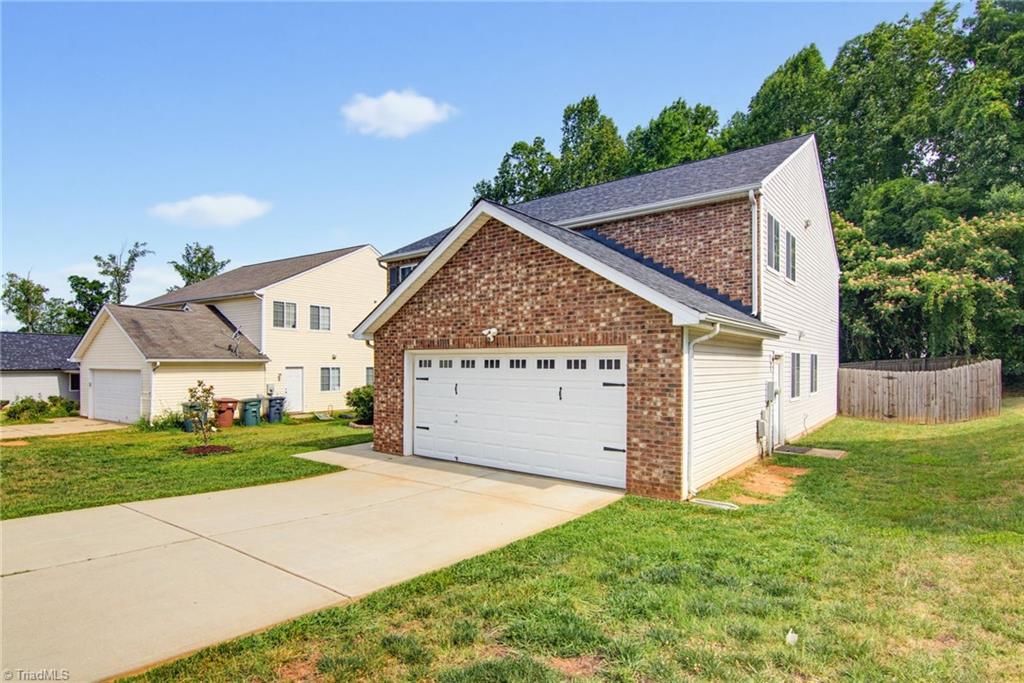 913 Topsail Drive Property Photo 40