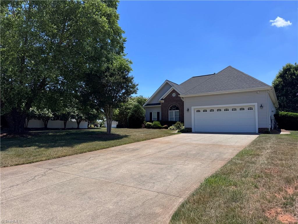 105 Old Course Drive Property Photo 1