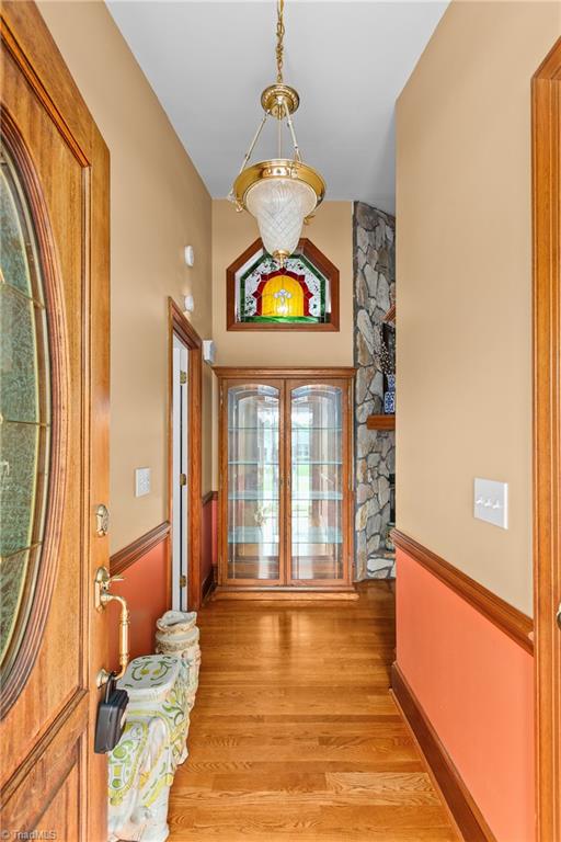 128 Meadowview Road Property Photo 5