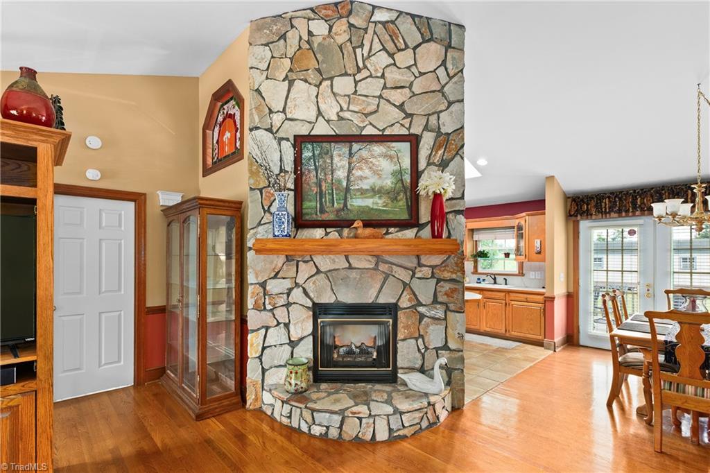 128 Meadowview Road Property Photo 9