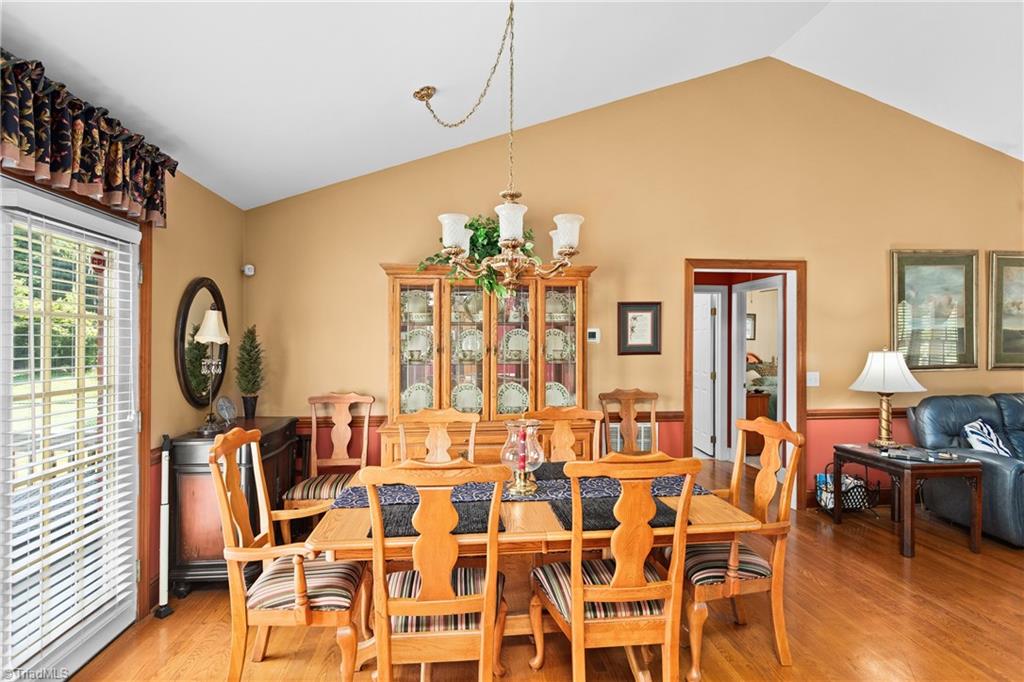 128 Meadowview Road Property Photo 11
