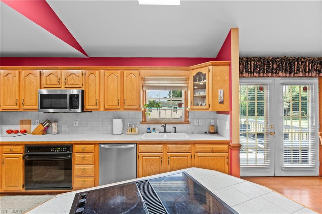 128 Meadowview Road Property Photo 18