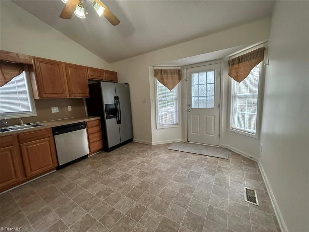 4715 Beckel Road Property Photo 7