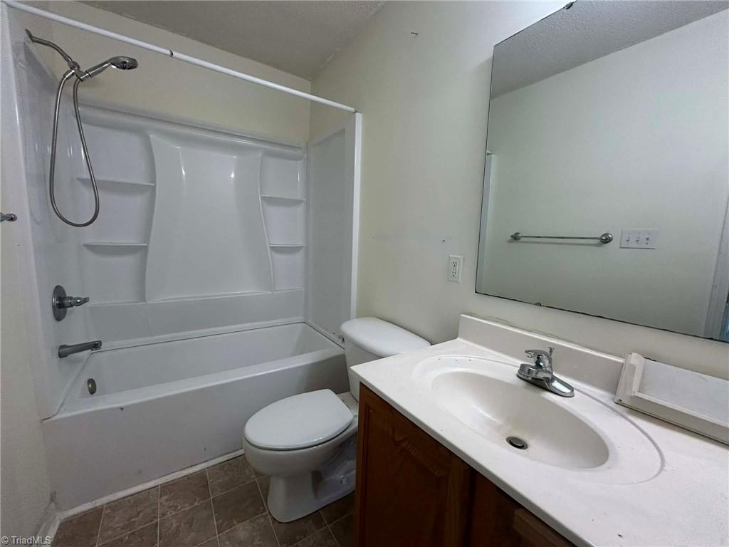 4715 Beckel Road Property Photo 11
