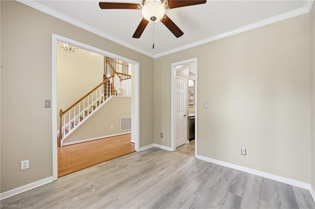 425 Turnberry Drive Property Photo 18